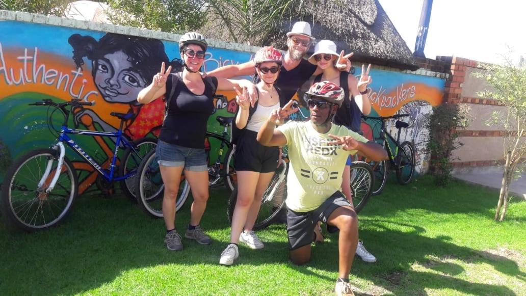 הוסטל סווטו Authentic Bicycle Tours And Backpackers מראה חיצוני תמונה