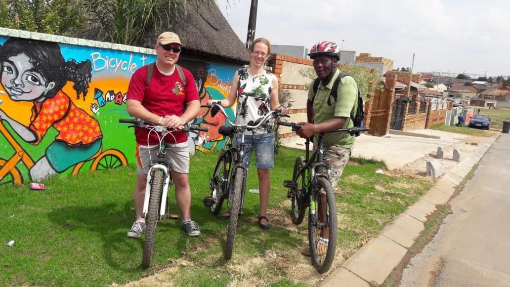 הוסטל סווטו Authentic Bicycle Tours And Backpackers מראה חיצוני תמונה