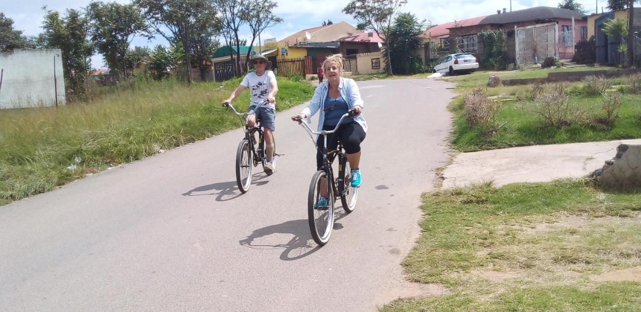 הוסטל סווטו Authentic Bicycle Tours And Backpackers מראה חיצוני תמונה