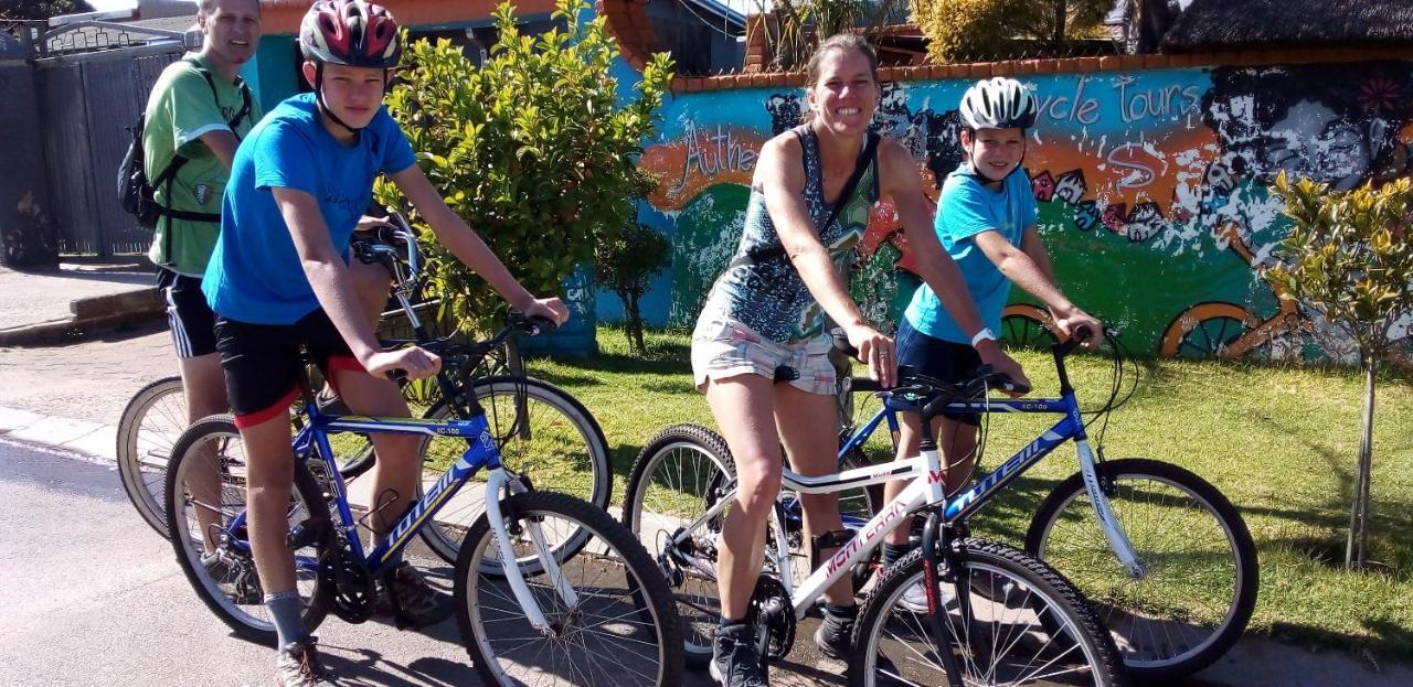 הוסטל סווטו Authentic Bicycle Tours And Backpackers מראה חיצוני תמונה