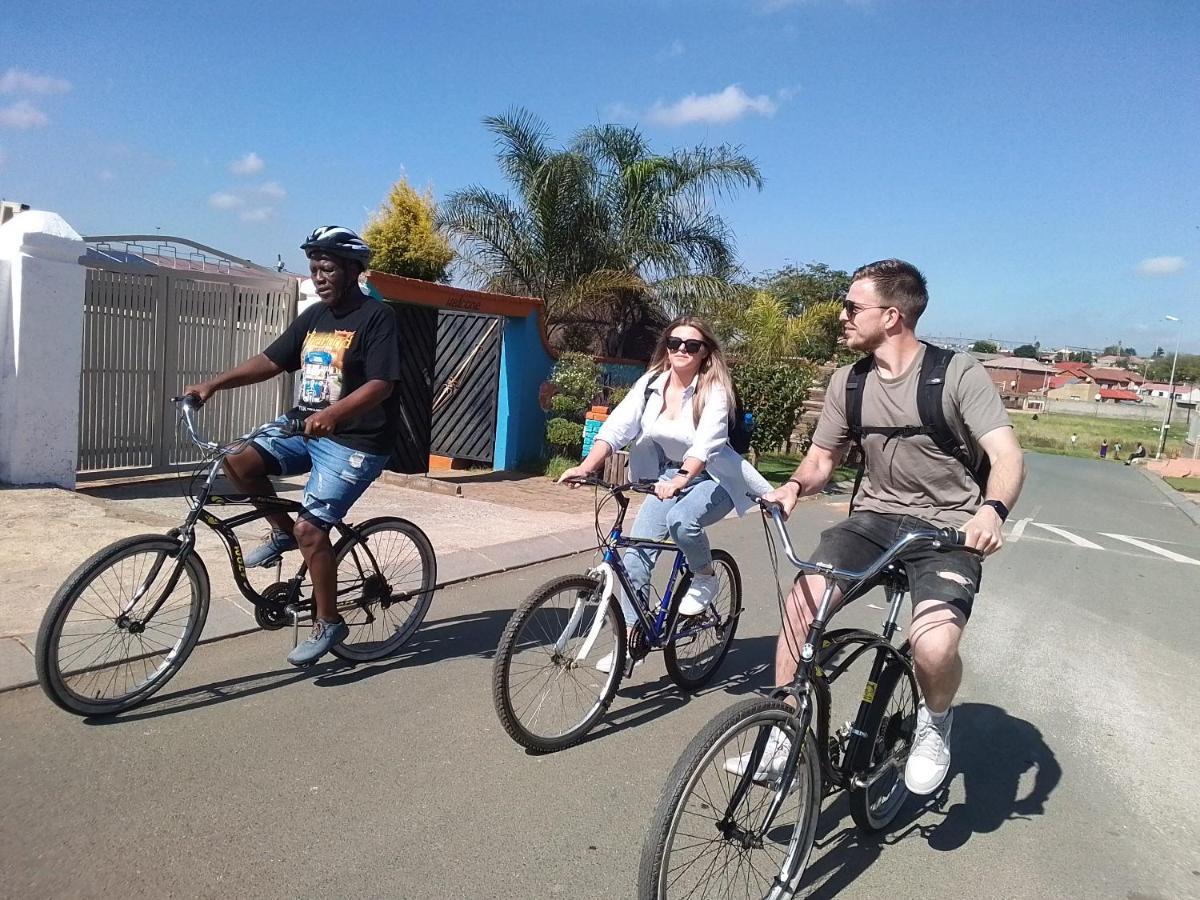 הוסטל סווטו Authentic Bicycle Tours And Backpackers מראה חיצוני תמונה