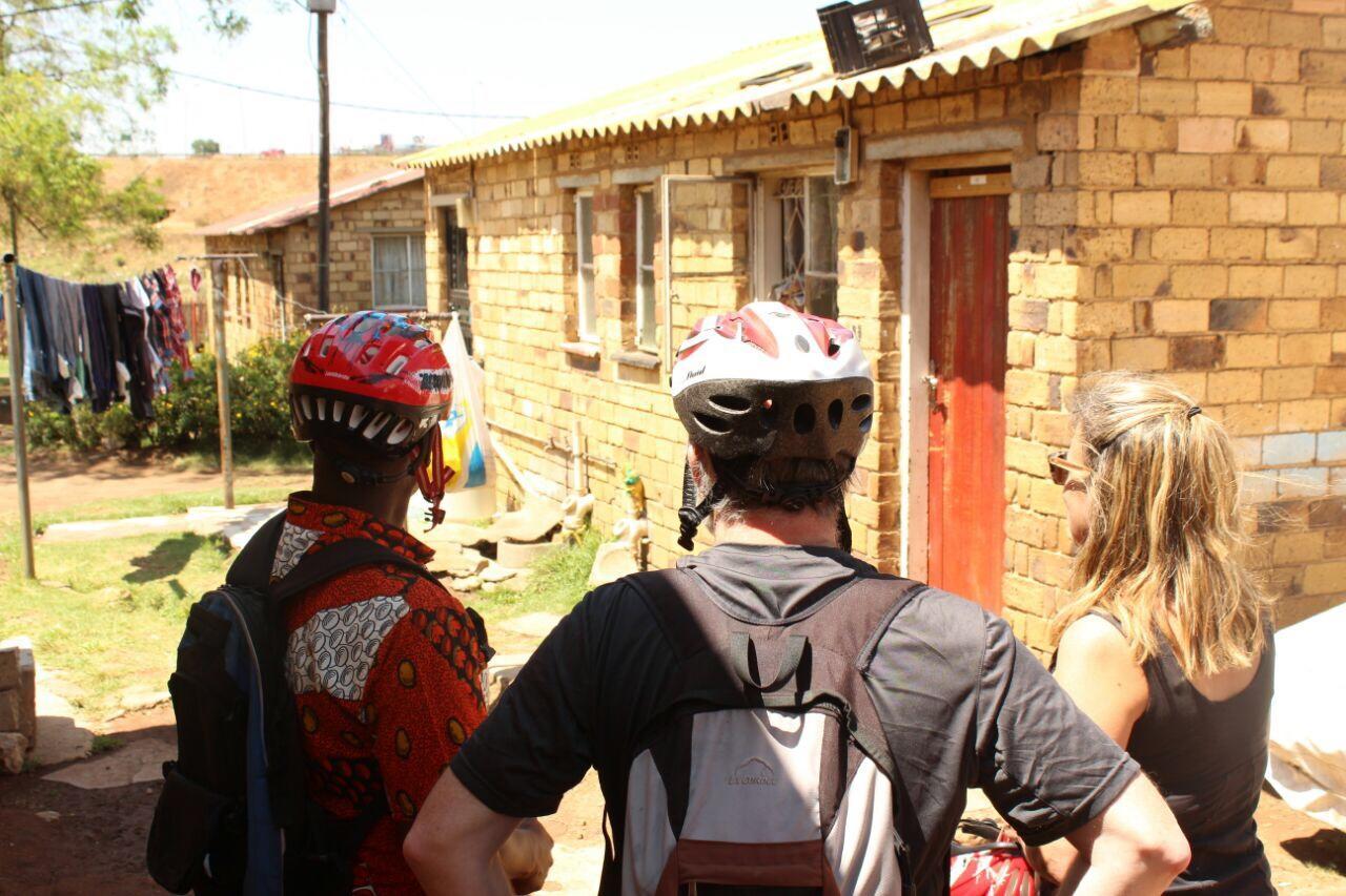הוסטל סווטו Authentic Bicycle Tours And Backpackers מראה חיצוני תמונה
