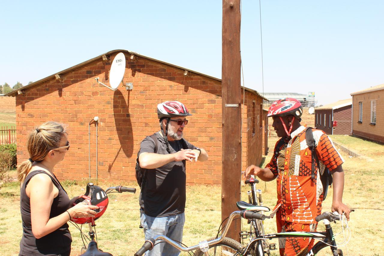הוסטל סווטו Authentic Bicycle Tours And Backpackers מראה חיצוני תמונה