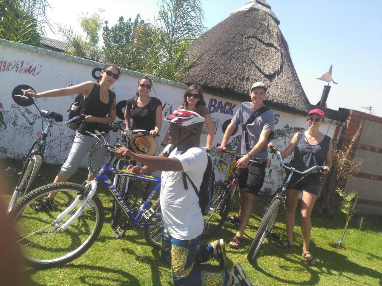 הוסטל סווטו Authentic Bicycle Tours And Backpackers מראה חיצוני תמונה